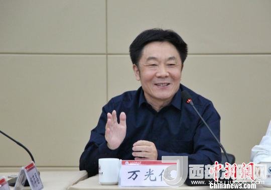 圖為山東師范大學(xué)副校長萬光俠在開幕式上發(fā)言?！≮w曉 攝