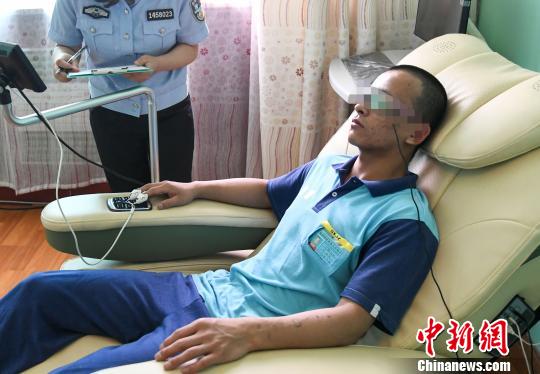 山西省戒毒管理局下屬共有13個(gè)戒毒場所和一個(gè)涉毒病殘所(山西省戒毒康復(fù)醫(yī)院)籌建處，其中省屬戒毒所9個(gè)，市屬戒毒所4個(gè)。　王建軍 攝