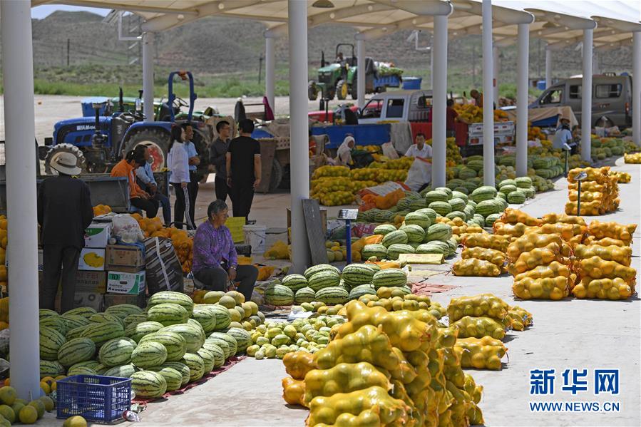 （壯麗70年·奮斗新時代——共和國發(fā)展成就巡禮·圖文互動）（5）生態(tài)美、百姓富——品讀嶄新“寧夏畫卷”