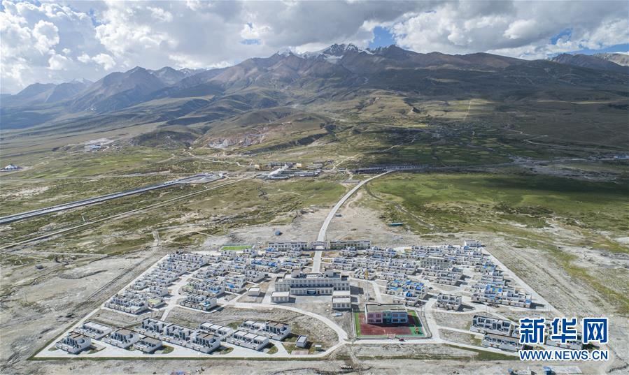 （新華全媒頭條·走向我們的小康生活·圖文互動）（1）扎西德勒，我們的新家園——西藏易地扶貧搬遷搬出幸福美好新生活